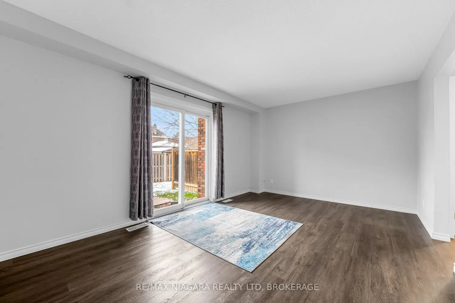 Additional image 8 of 100 Brownleigh Avenue 244