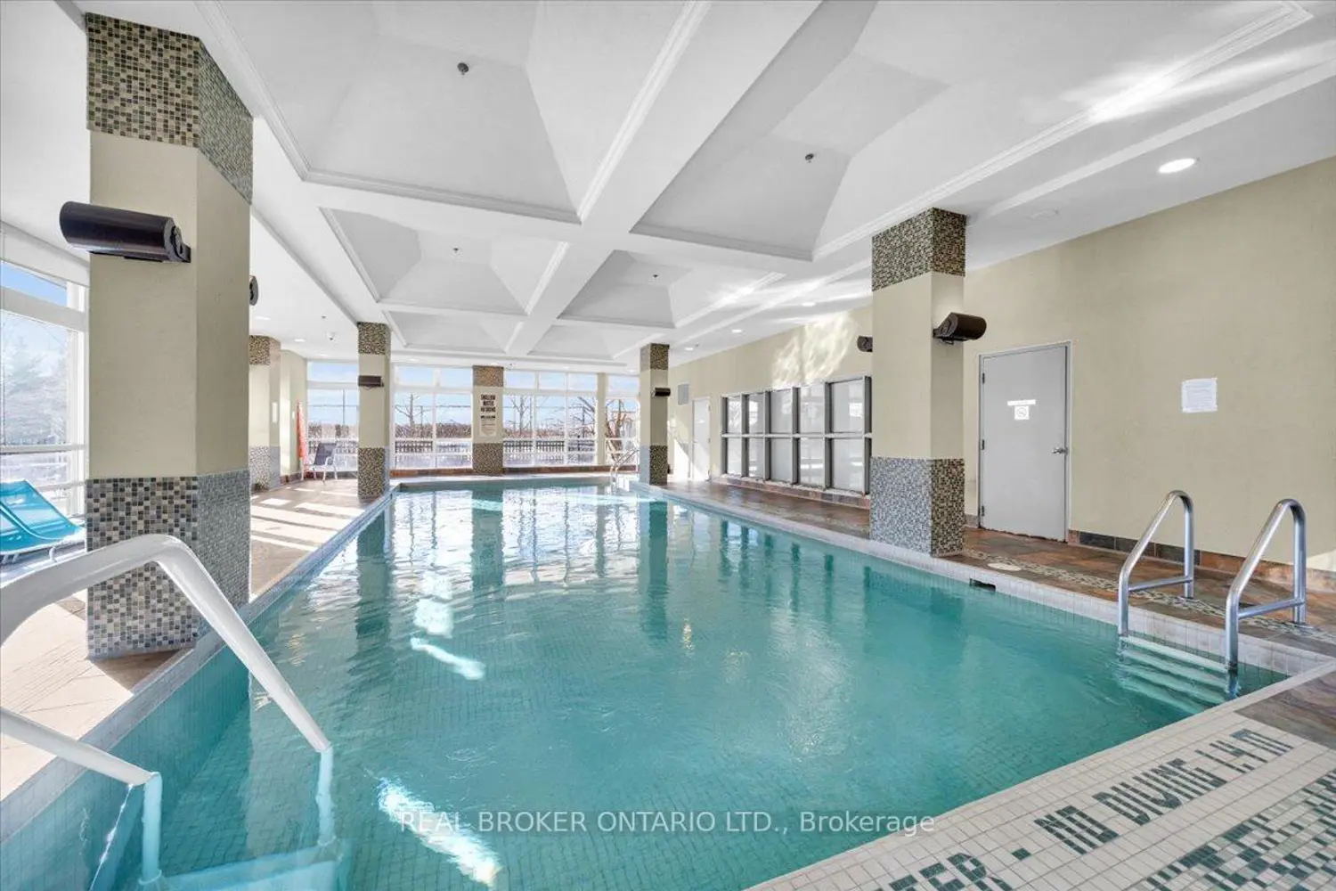 Additional image 10 of 335 Rathburn Road 312