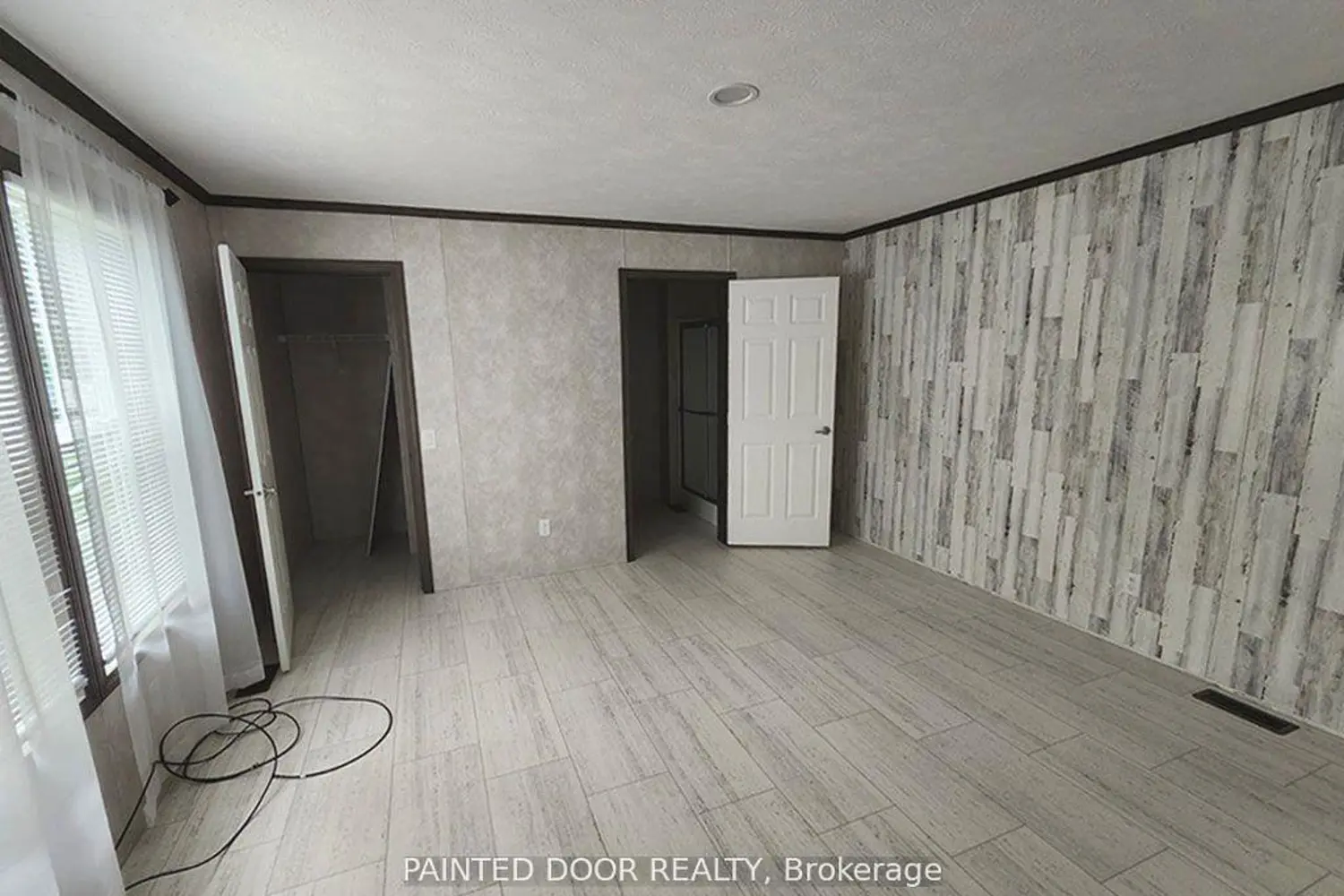 Additional image 7 of 45 Tower Road Unit #4