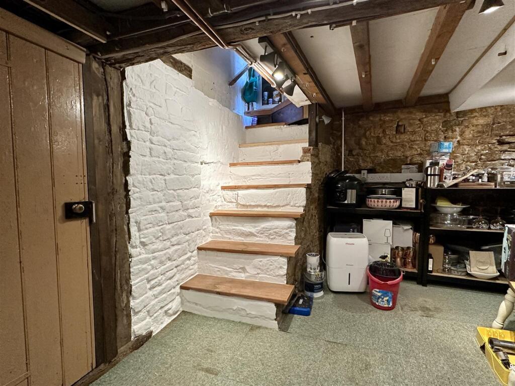 Additional image 38 of 3 Church Street, Alcester