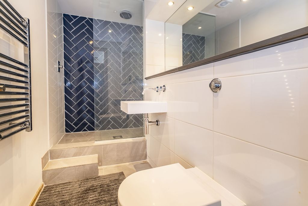 Additional image 7 of 3 bed flat to rentSheen Road, Richmond TW9