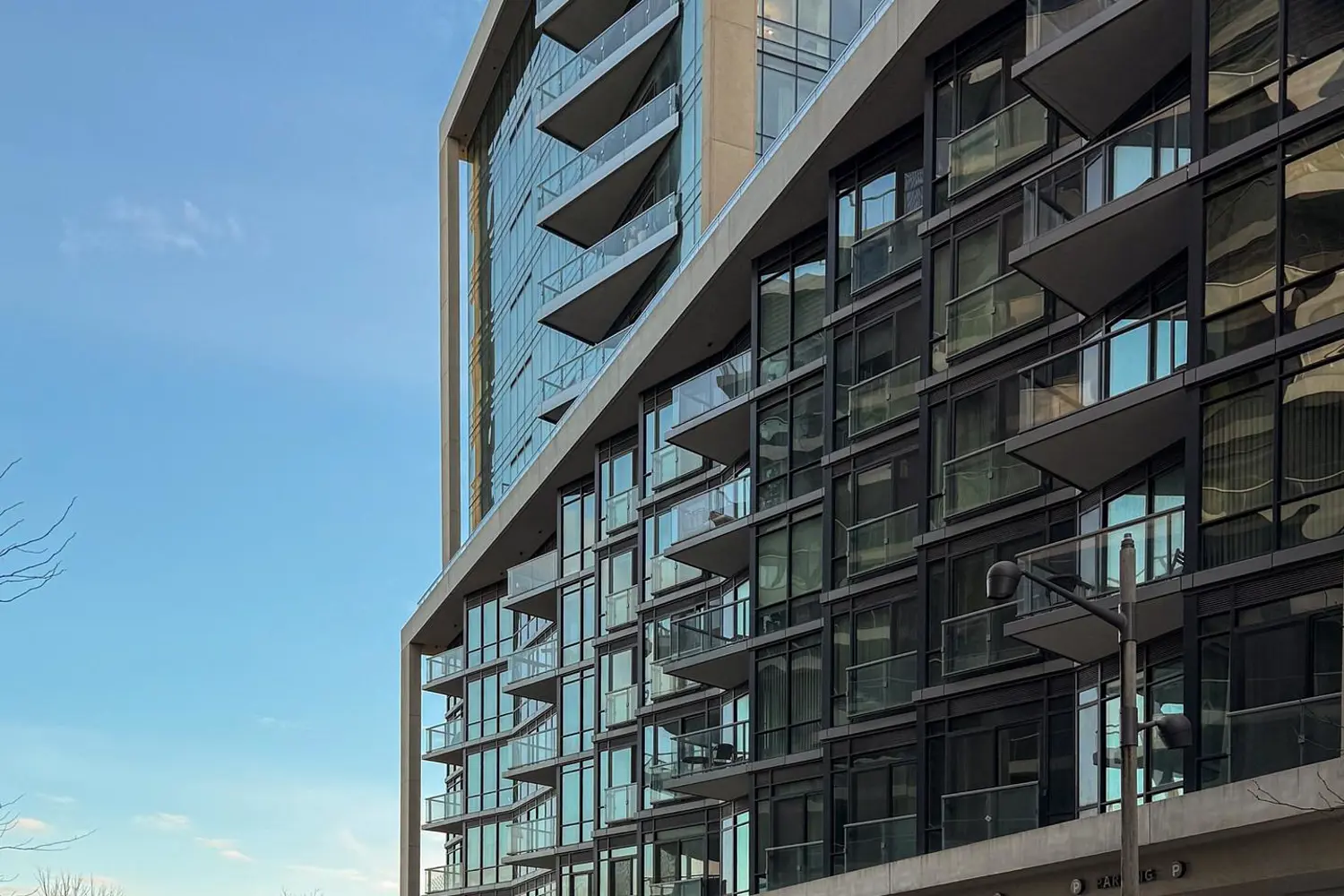 55 Merchants' Wharf 926