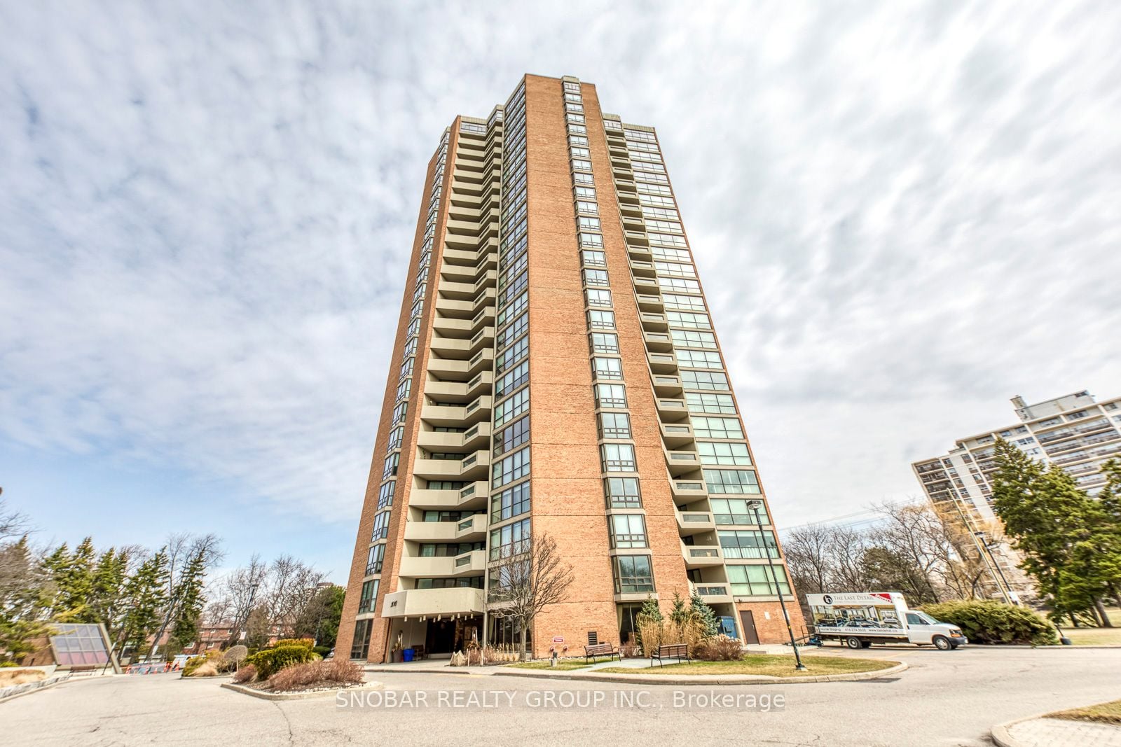 2102-2010 Islington Avenue, Toronto, ON, M9P 3S8