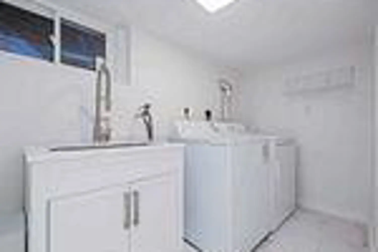 Additional image 17 of 26 Summerhill Avenue