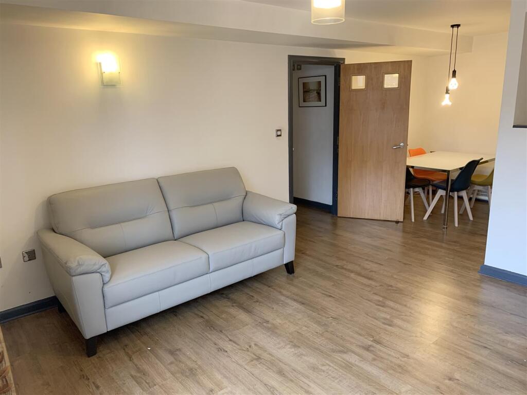 Additional image 2 of Maxim 28, 21 Lionel Street, Birmingham, B3