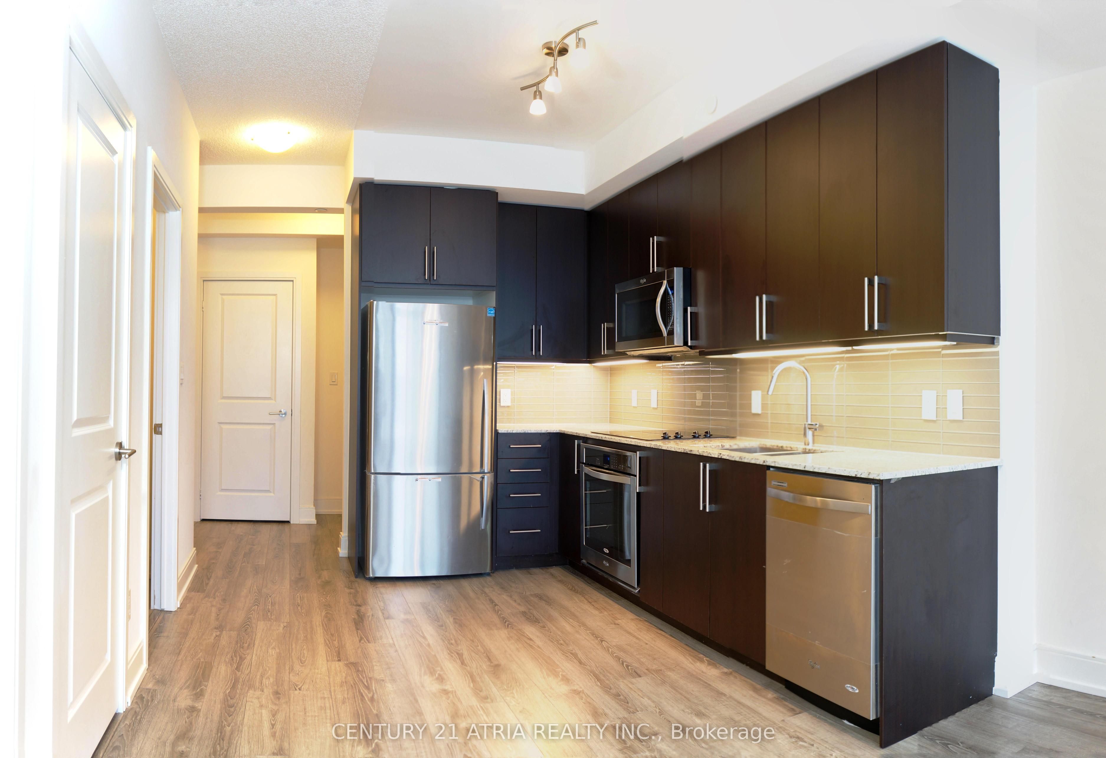 612B-9600 Yonge Street, Richmond Hill, ON, L4C 0X3