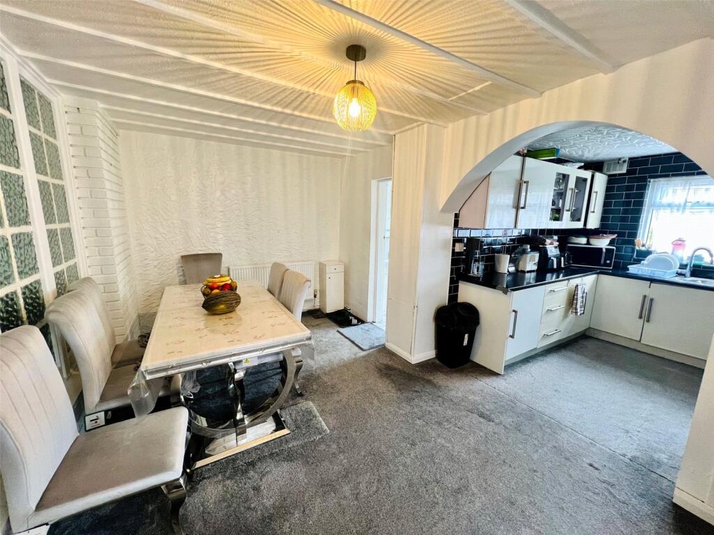 Additional image 4 of Fox Green Crescent, Birmingham, West Midlands, B27