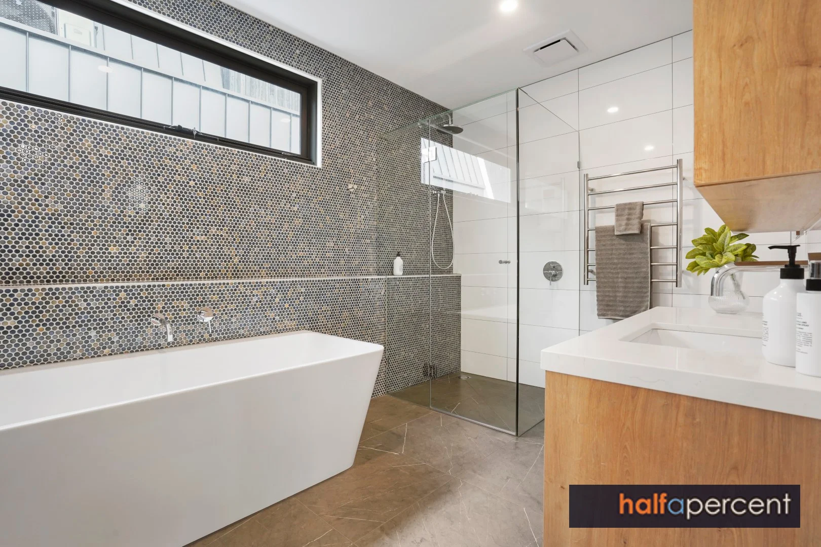 Additional image 8 of 4 Leslie Street, St Kilda East VIC 3183