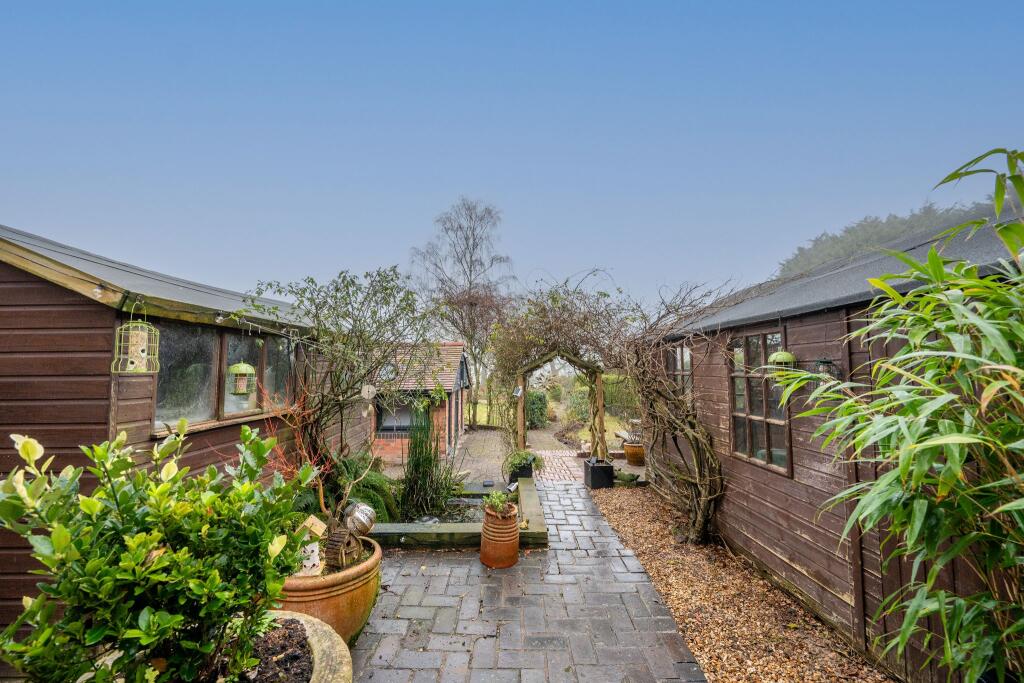 Additional image 33 of Evesham Road, Cookhill, Alcester, B49