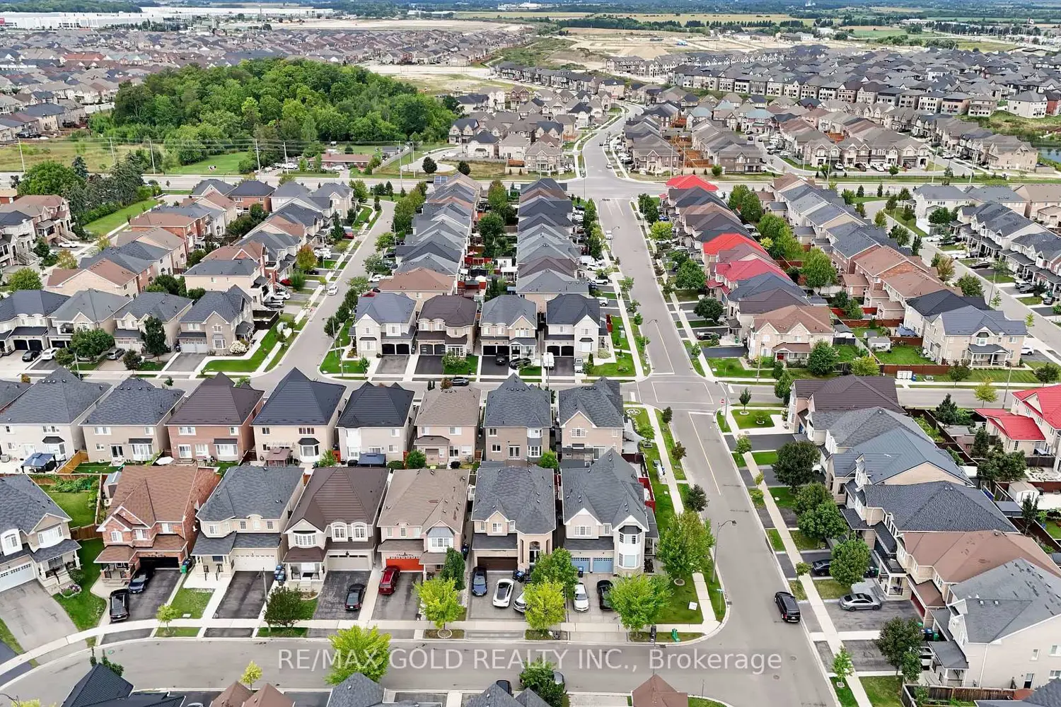 Additional image 2 of 35 Abitibi Lake Drive