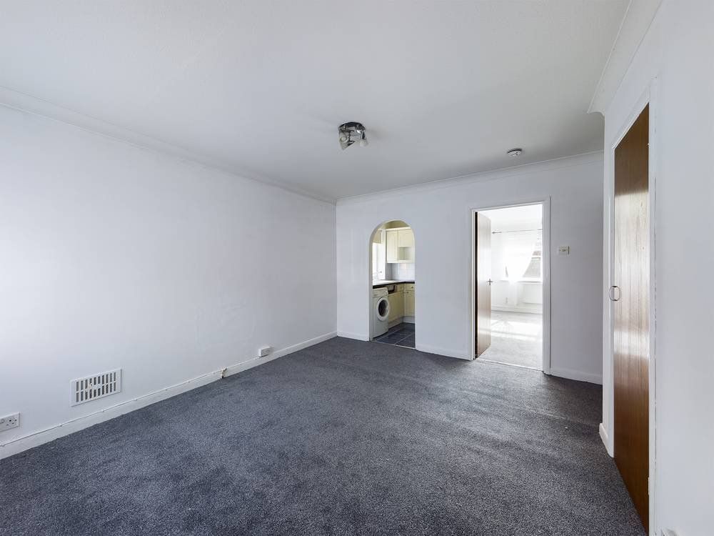 Additional image 3 of 1 bed flat to rentChantry Road, Chertsey, Surrey KT16