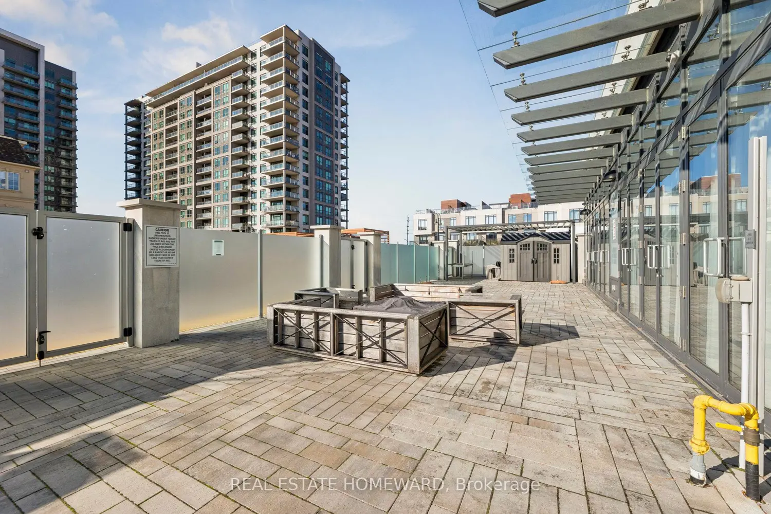 Additional image 19 of 1245 Bayly Street 21