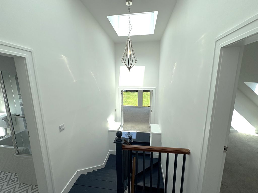 Additional image 19 of 6 bed detached house to rentKing's Gate, The West End, Aberdeen AB15