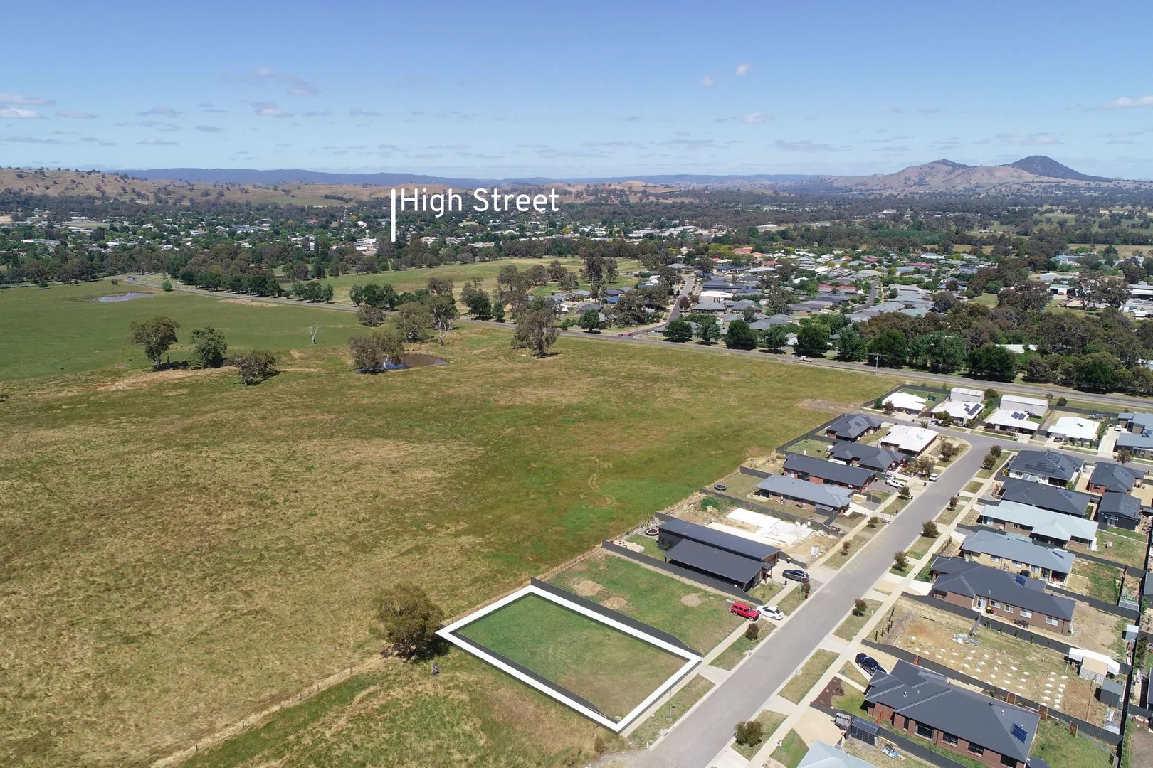 Additional image 4 of 32 Banksia Street, Mansfield VIC 3722