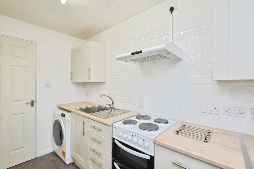 Additional image 8 of Lime Tree Road, Acocks Green, Birmingham, West Midlands, B27