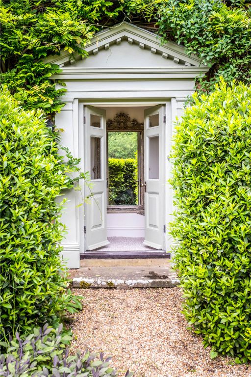 Additional image 15 of 6 bed detached house to rentBalchins Lane, Westcott, Dorking, Surrey RH4