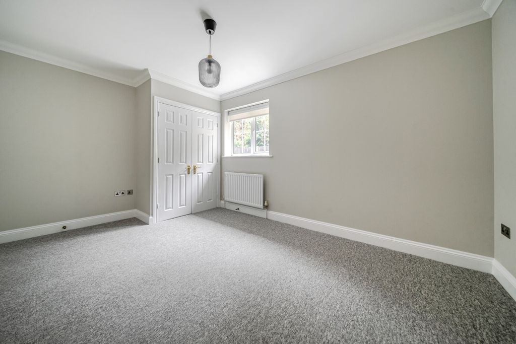 Additional image 3 of 1 bed terraced house to rentEden Place, Sunningdale, Ascot SL5