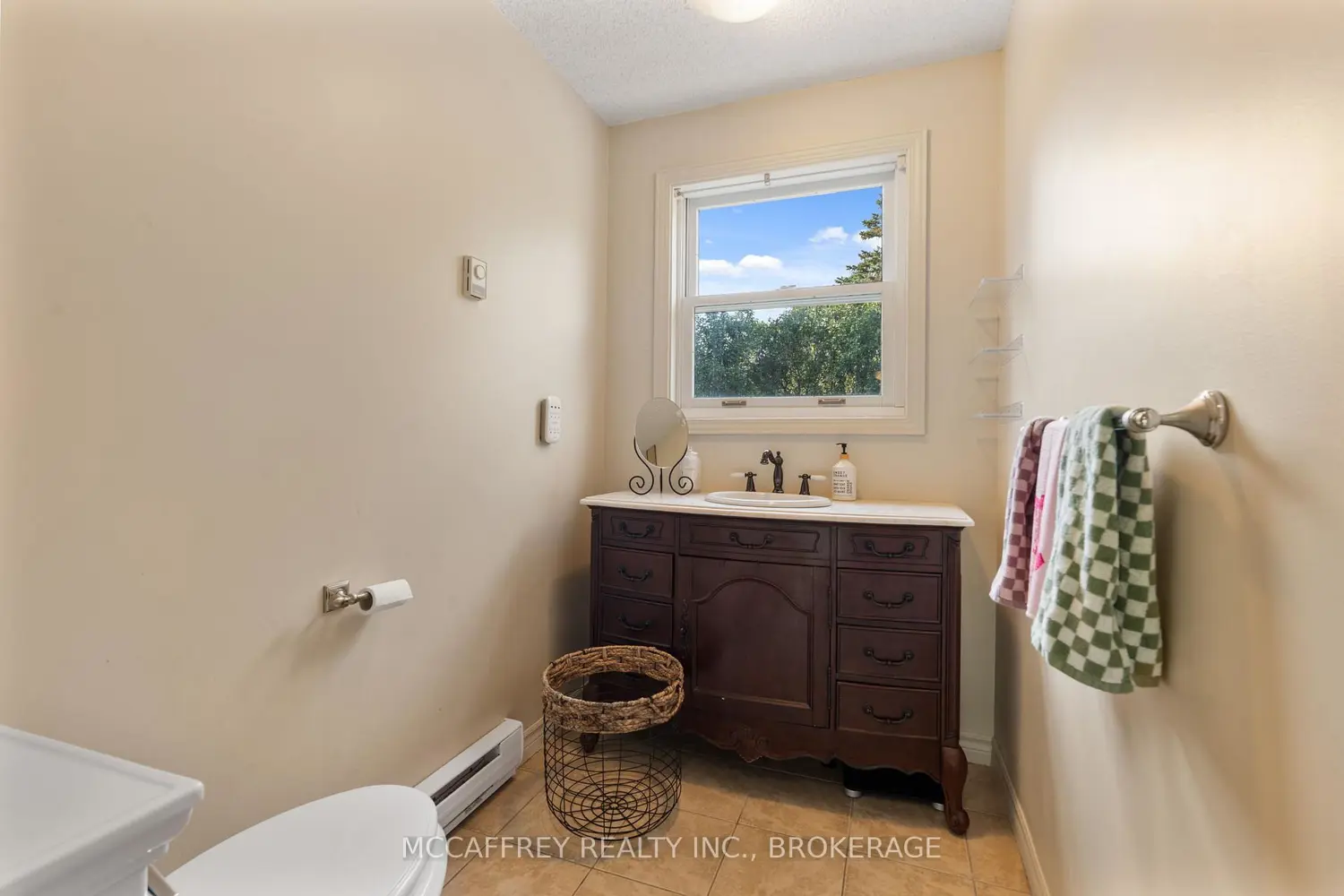 Additional image 17 of 1 Slash Road