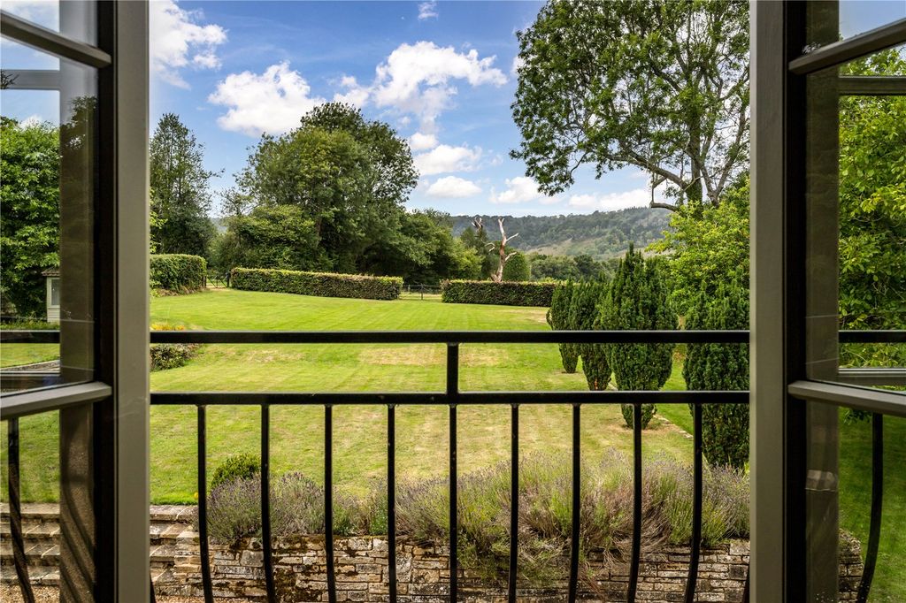 Additional image 19 of 6 bed detached house to rentBalchins Lane, Westcott, Dorking, Surrey RH4