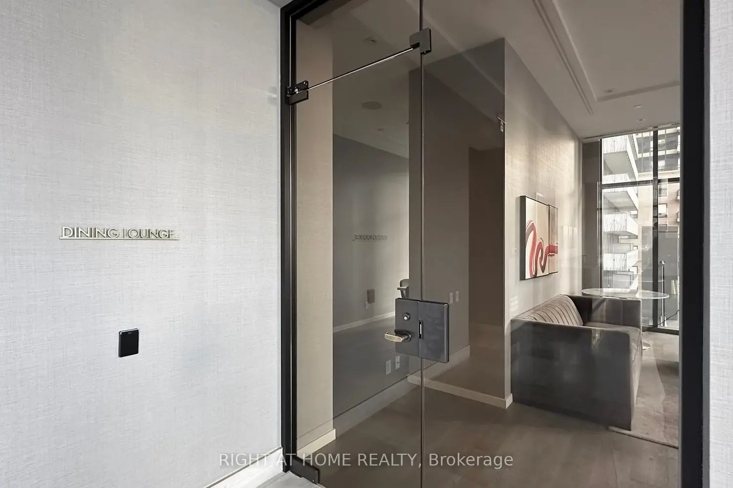 Additional image 19 of 50 Charles Street 3906