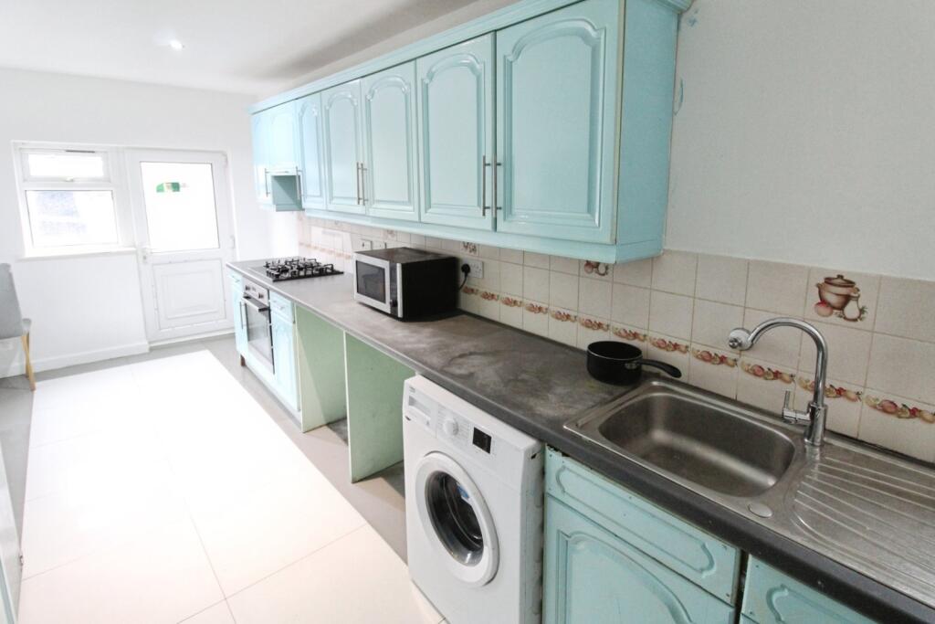 Additional image 4 of Oakhurst Road, Birmingham, West Midlands, B27