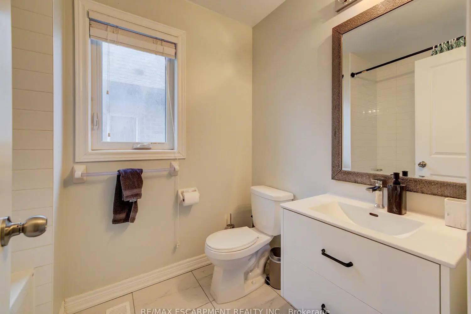 Additional image 14 of 2285 Khalsa Gate