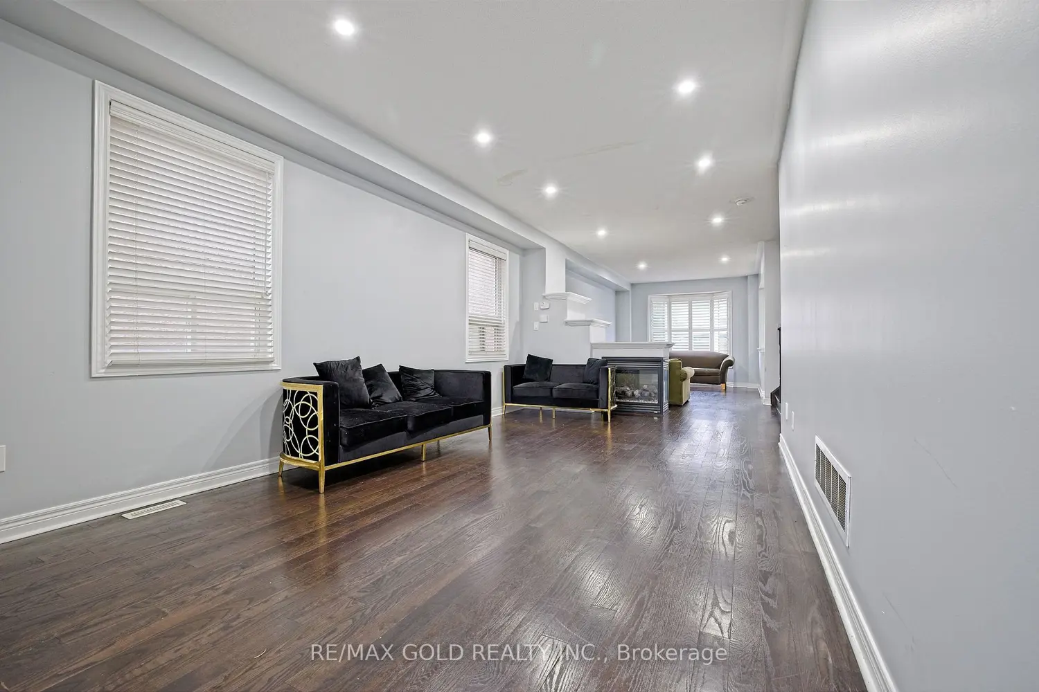 Additional image 3 of 35 Abitibi Lake Drive