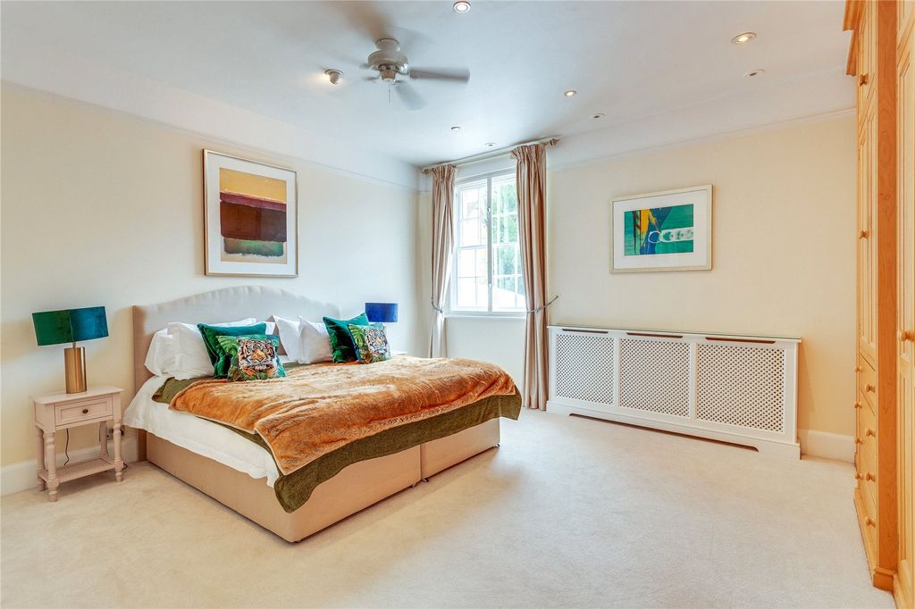 Additional image 8 of 4 bed flat to rentThameside, Henley-On-Thames, Oxfordshire RG9
