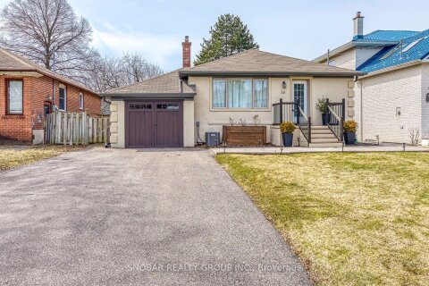 Additional image 8 of 16 Northglen Avenue, Toronto, ON, M9B 4R6