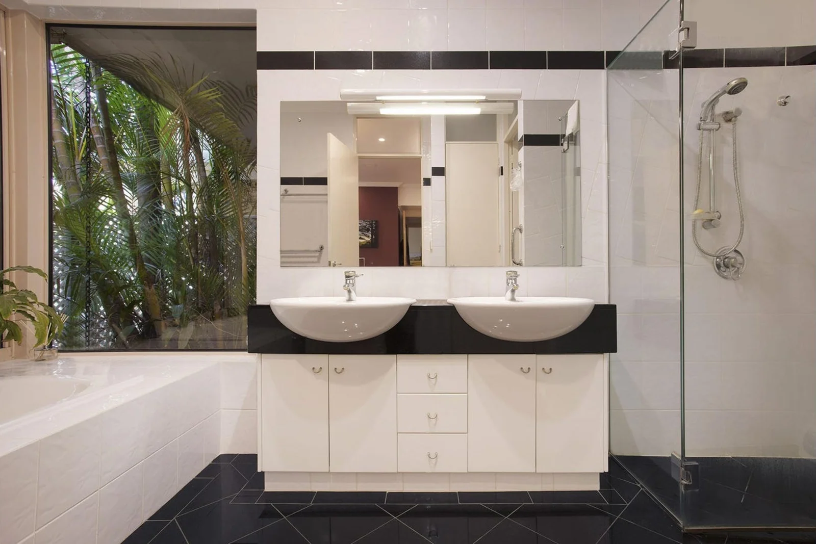 Additional image 10 of 10 Kirklands Lane, Fernleigh NSW 2479