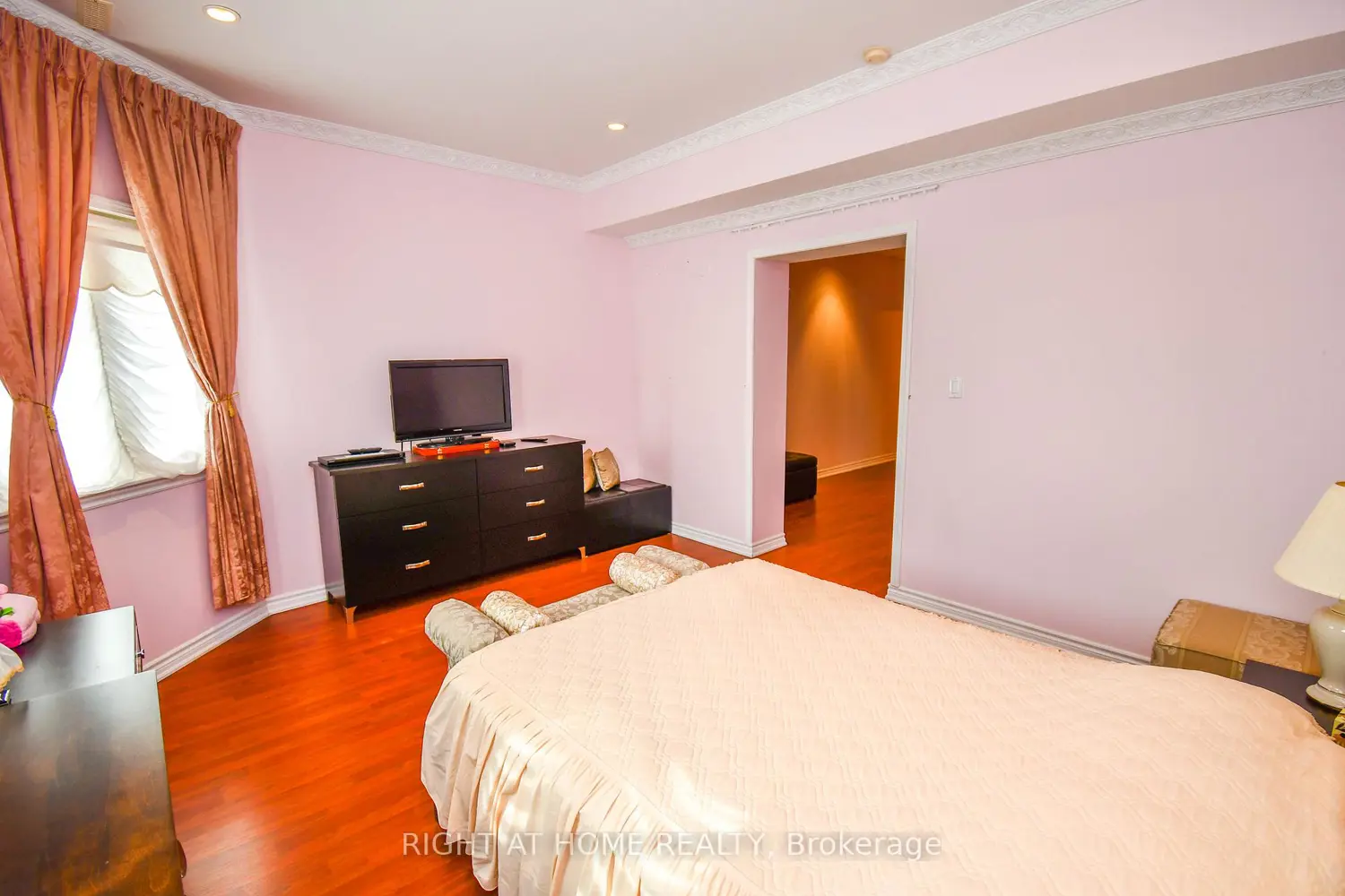 Additional image 18 of 11 Thackeray Crescent