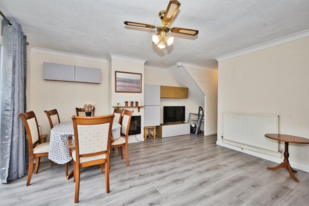 Additional image 7 of Thatcham Park, Yeovil