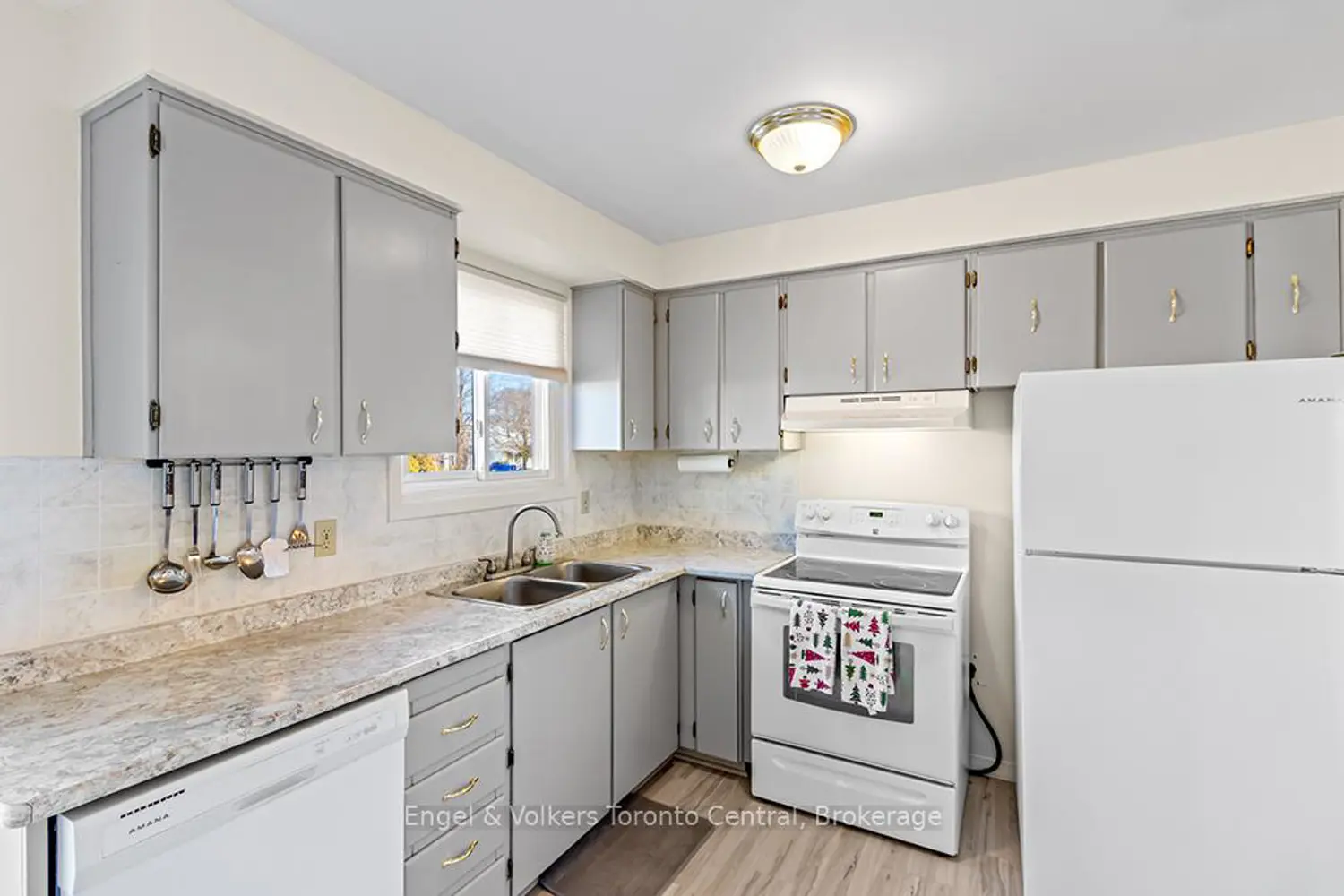 Additional image 6 of 997 15Th 'B' Street
