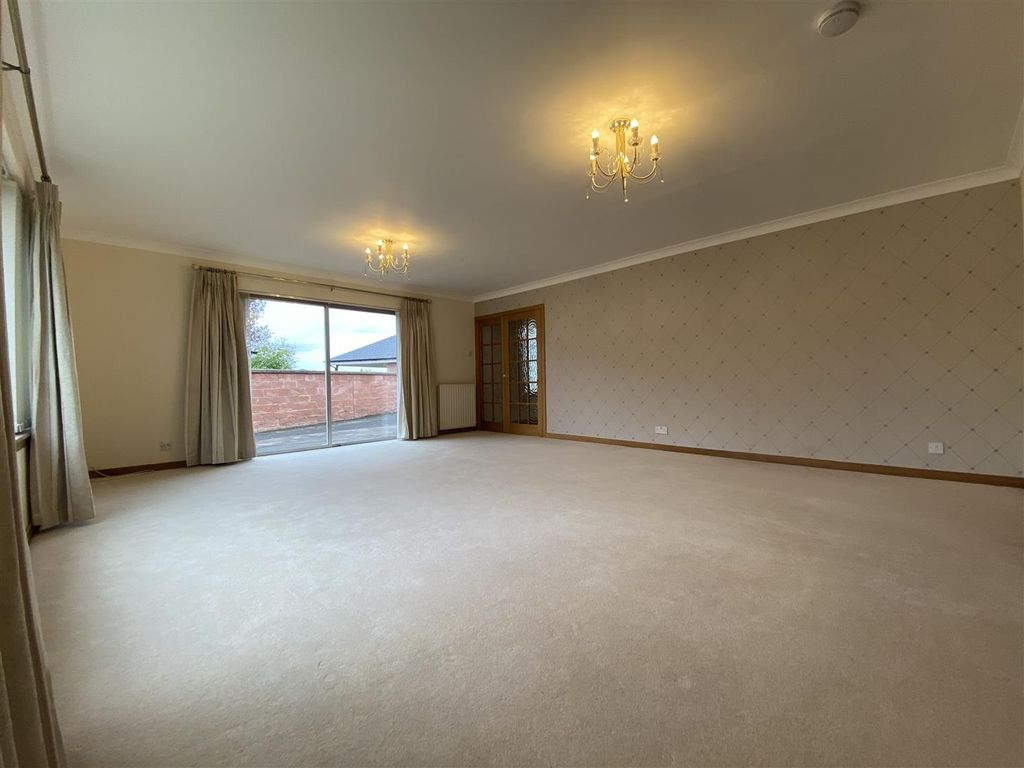 Additional image 13 of 4 bed detached bungalow to rentHeughfield Road, Bridge Of Earn PH2