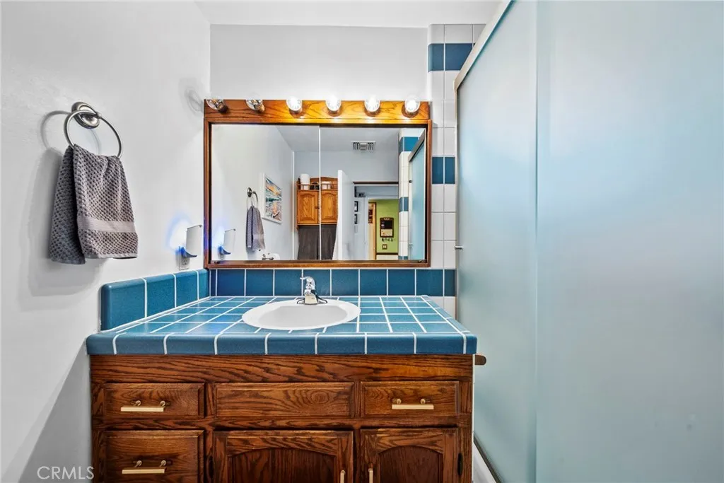 Additional image 56 of 10111 Elkwood St, Sun Valley, CA 91352