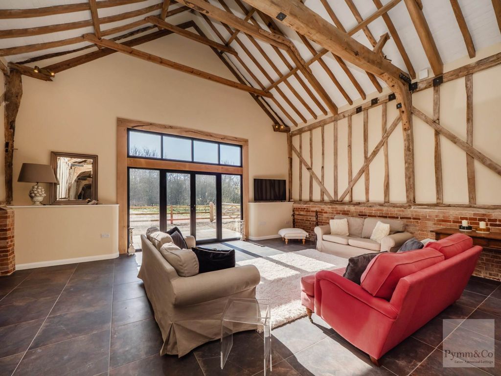 4 bed barn conversion to rentAttleborough Road, Old Buckenham NR17 photo 5