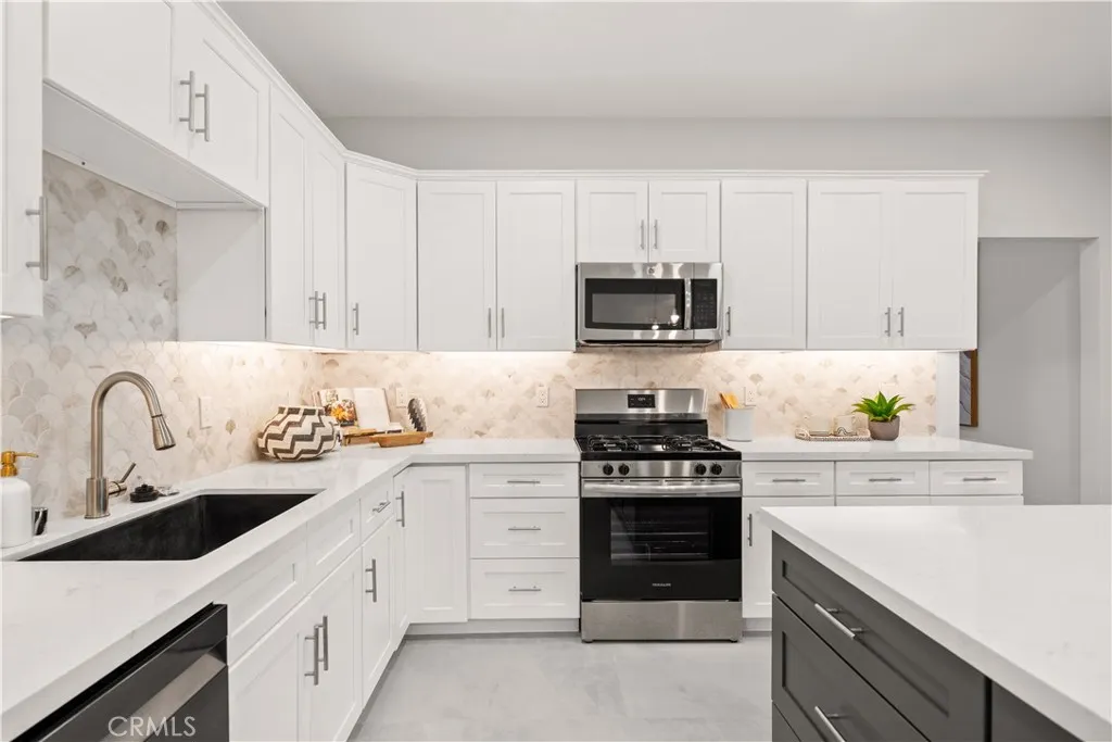 Additional image 101 of 2521 Doubletree Ln, Rowland Heights, CA 91748