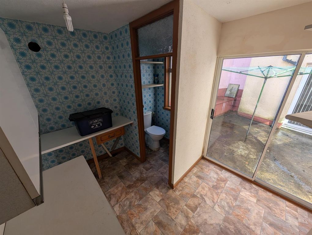 Additional image 7 of 5 bed terraced house to rentNorth Street, Haverfordwest SA61