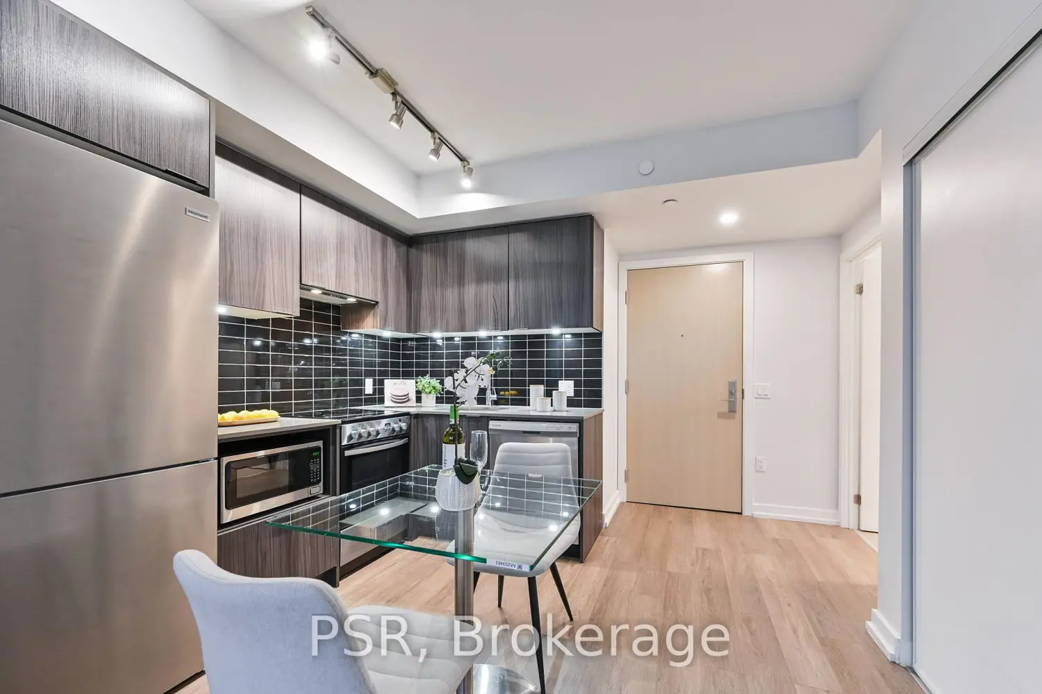 Additional image 9 of 395 Bloor Street 4409