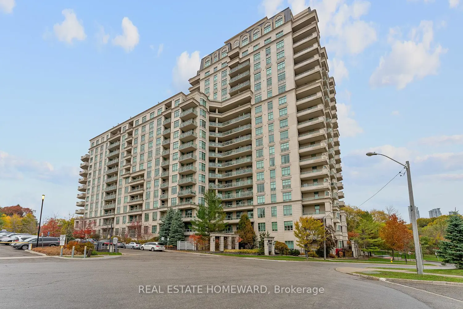 Additional image 17 of 10 Bloorview Place 714