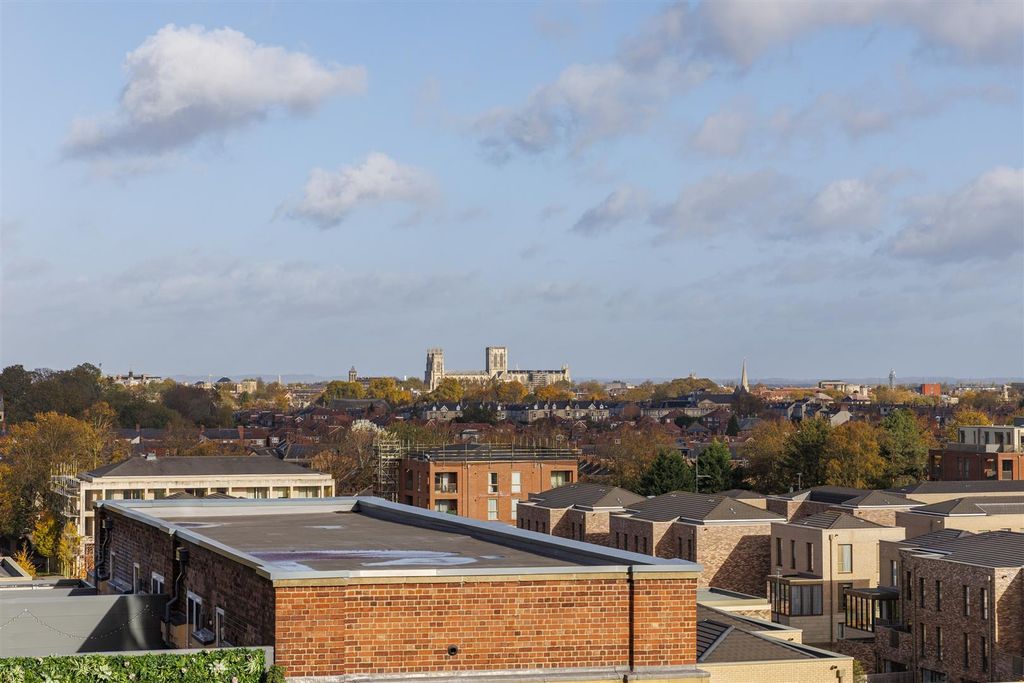 Additional image 31 of 3 bed flat to rentThe Residence, Bishopthorpe Road, York YO23