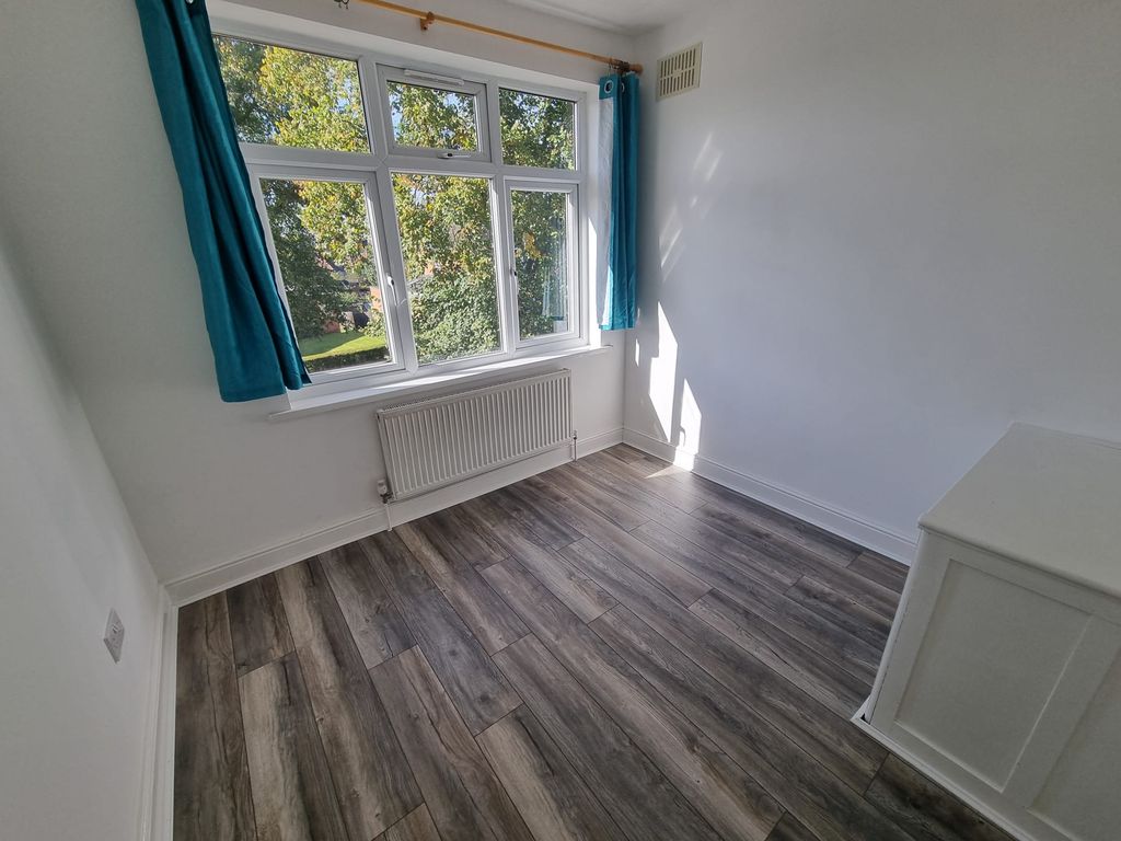 Additional image 10 of 3 bed semi-detached house to rentBraunstone Avenue, Leicester LE3