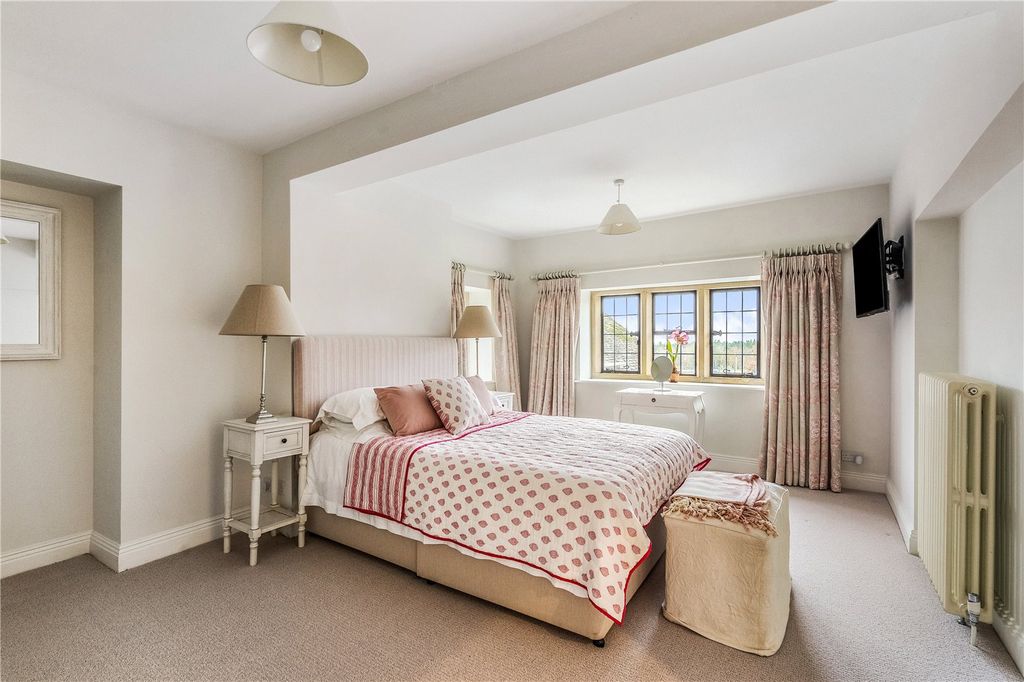 Additional image 27 of 6 bed detached house to rentBagendon, Cirencester, Gloucestershire GL7