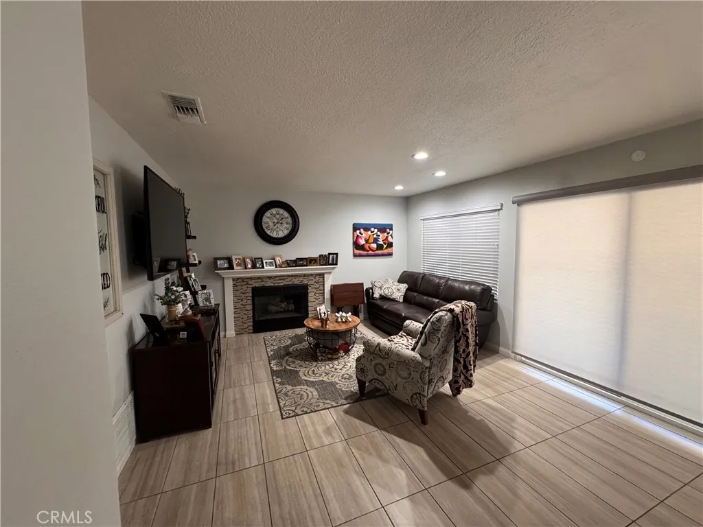 Additional image 66 of 7707 Newcastle Court, Highland, CA 92346