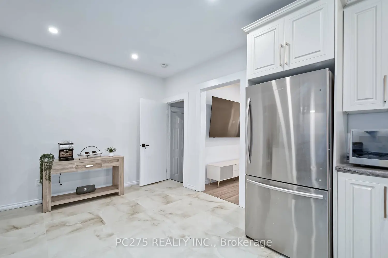 Additional image 6 of 549 Quebec Street