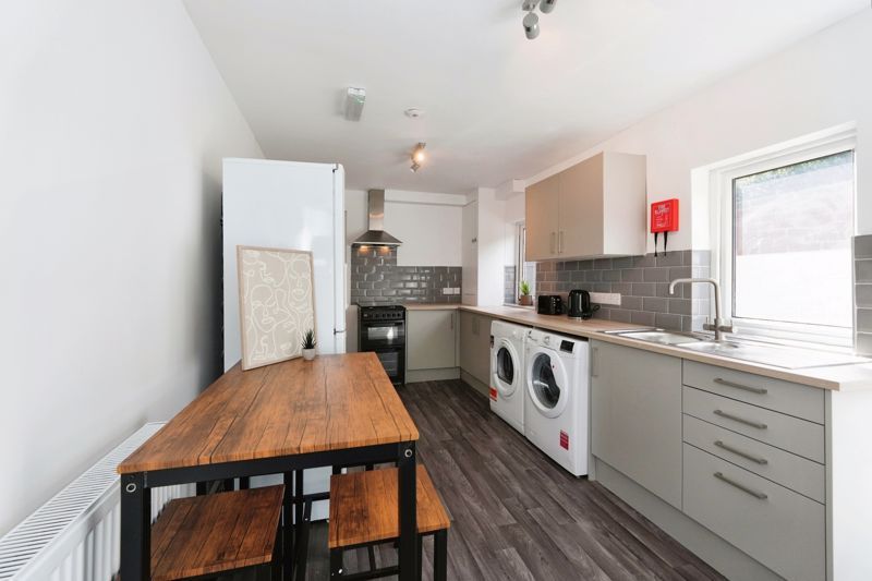 Additional image 3 of Room to rentParkinson Avenue, Scunthorpe DN15