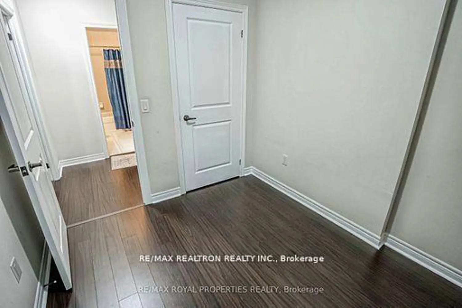 Additional image 10 of 39 New Delhi Drive 407