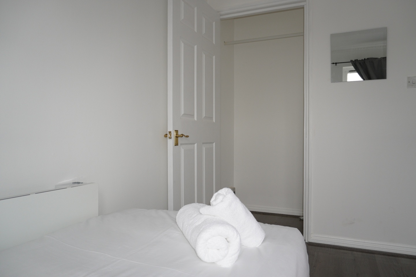 Additional image 8 of 3 Bed Flat, Riverview Place, G5, N1 7GU