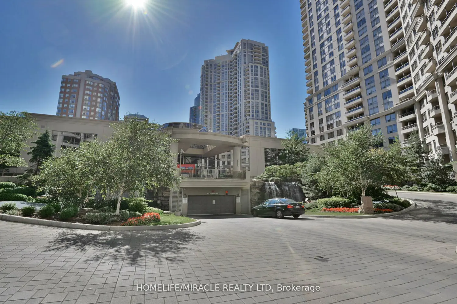 3880 Duke Of York Boulevard 807