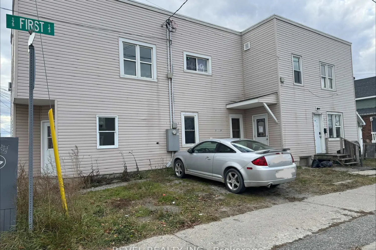 Additional image 3 of 201-203 Balsam Street